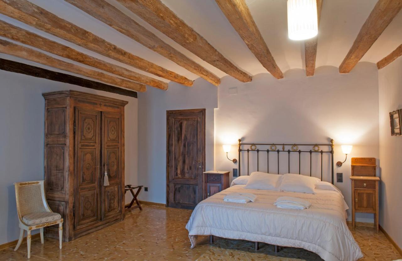 Lo Palauet De La Muralla Balaguer Ngoại thất bức ảnh