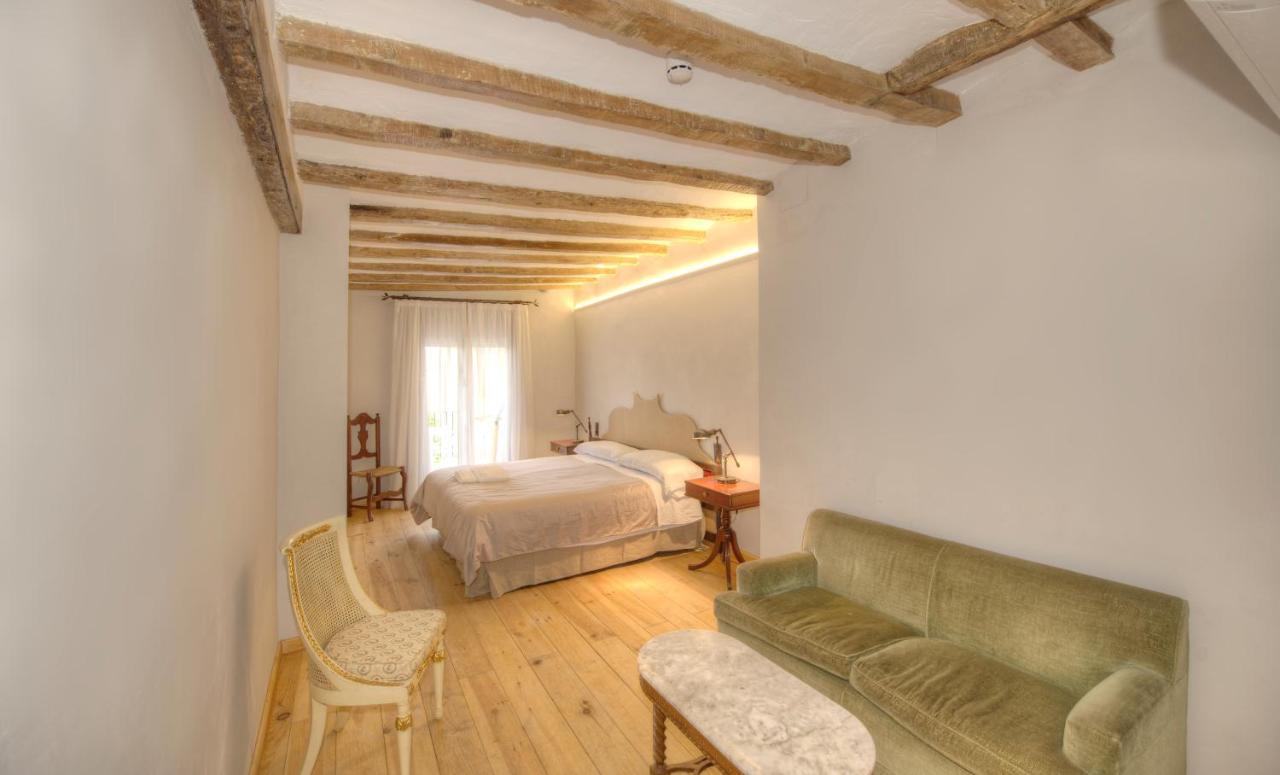 Lo Palauet De La Muralla Balaguer Ngoại thất bức ảnh