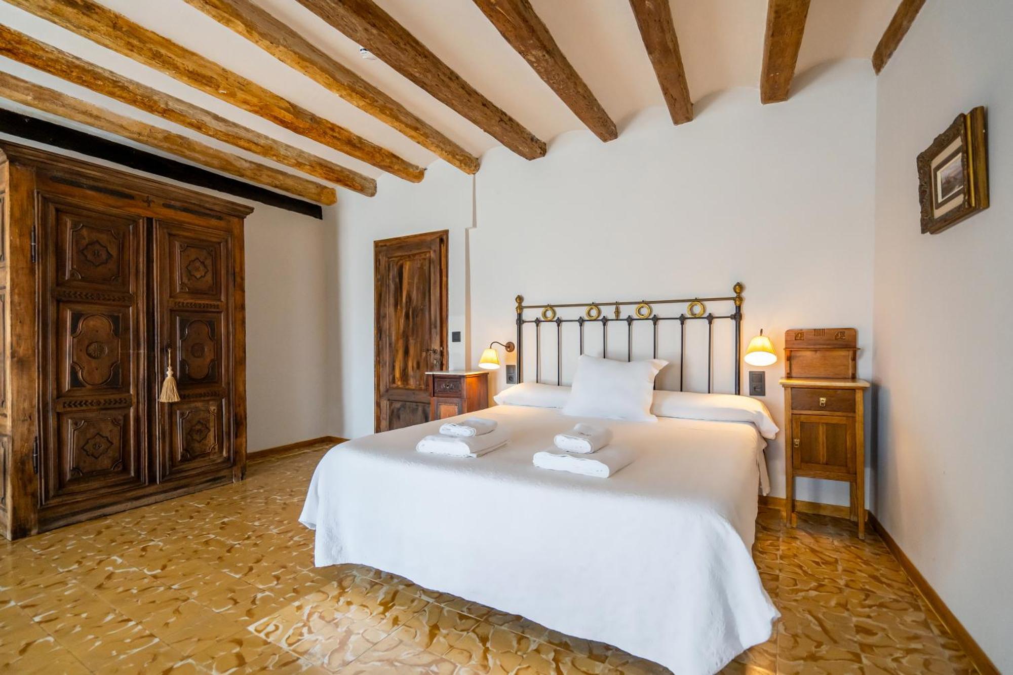 Lo Palauet De La Muralla Balaguer Ngoại thất bức ảnh