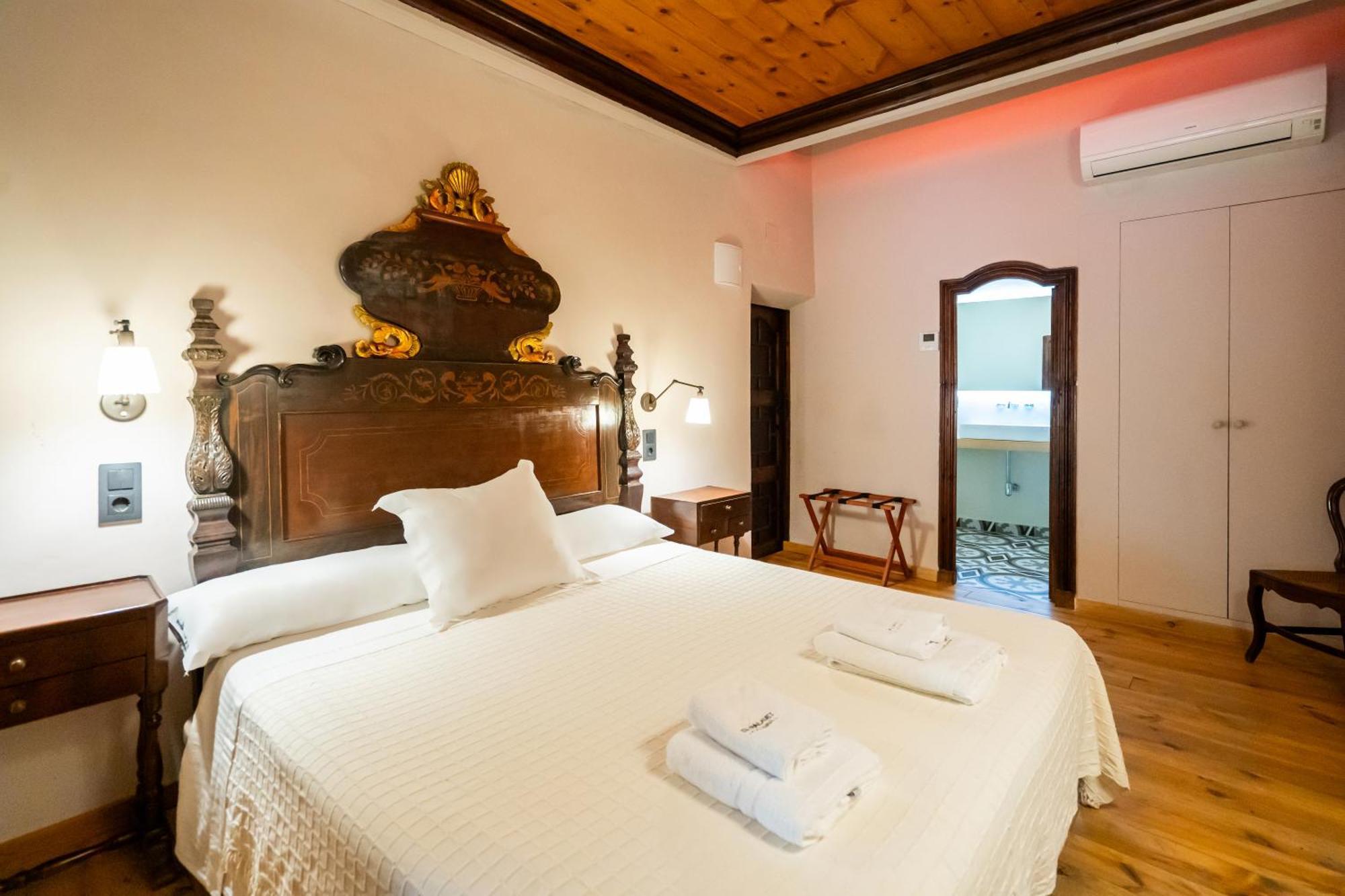Lo Palauet De La Muralla Balaguer Ngoại thất bức ảnh