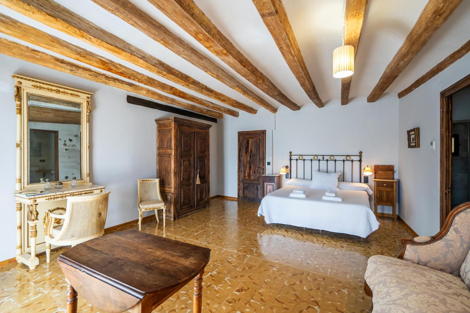 Lo Palauet De La Muralla Balaguer Ngoại thất bức ảnh